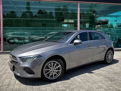 Mercedes-Benz A 250 e 8G-DCT Progressive