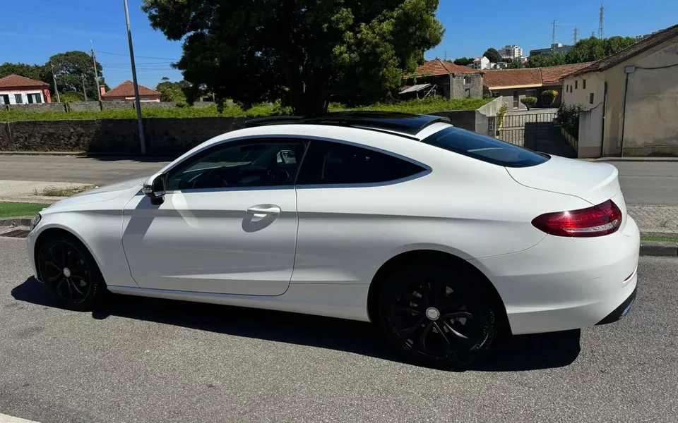Mercedes-Benz C 220