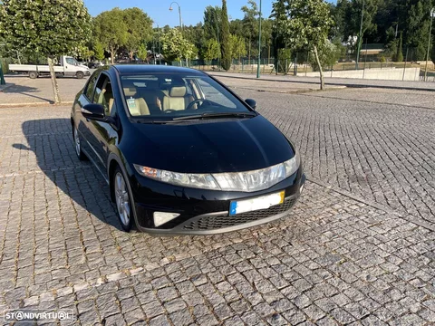 Honda Civic 2.2 i-CTDi Executive NAVI