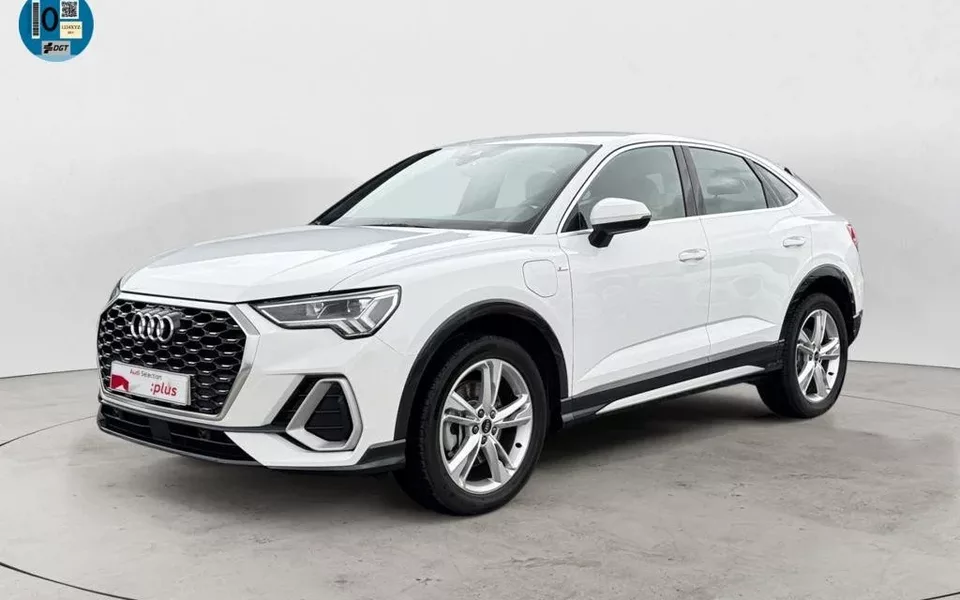 AUDI Q3 Q3 Sportback 45 TFSIe S line S-tronic