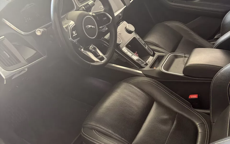 Jaguar I-Pace EV400 AWD HSE