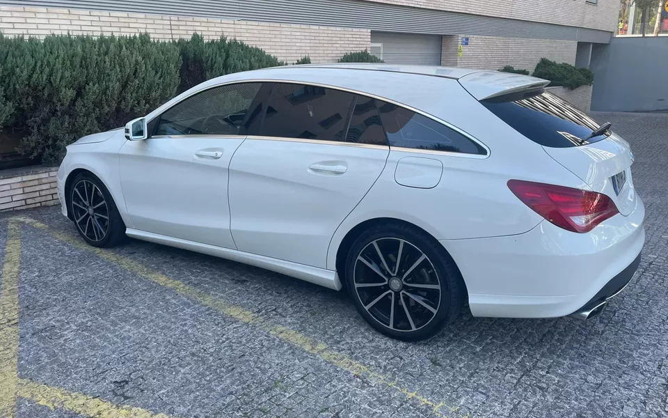 Mercedes-Benz CLA 200 d Shooting Brake