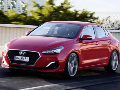 HYUNDAI i30 i30 FB 1.0 TGDI Link 120