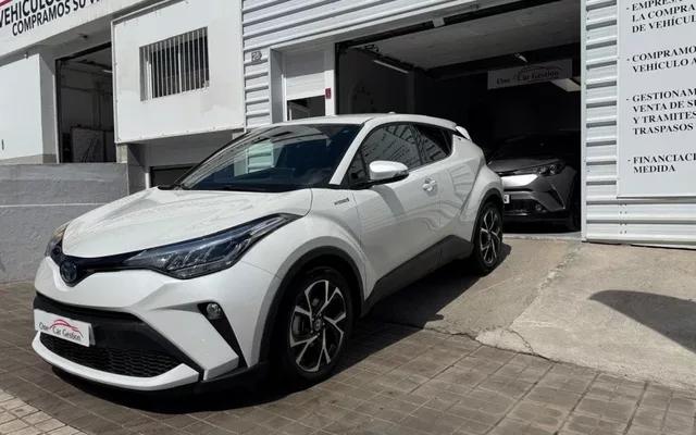 TOYOTA C-HR C-HR 125H Advance