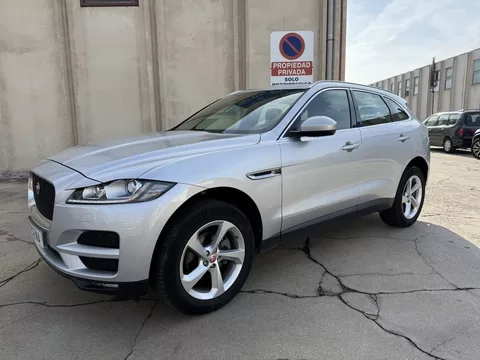 JAGUAR F-Pace F-Pace 2.0i4D Prestige Aut. AWD 240