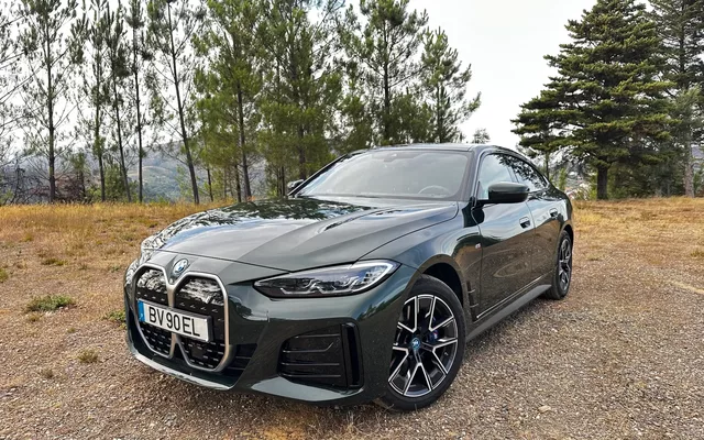 BMW i4