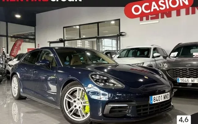 PORSCHE Panamera Panamera 4 e-Hybrid Sport Turismo