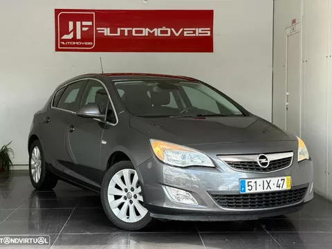 Opel Astra 1.7 CDTi Cosmo