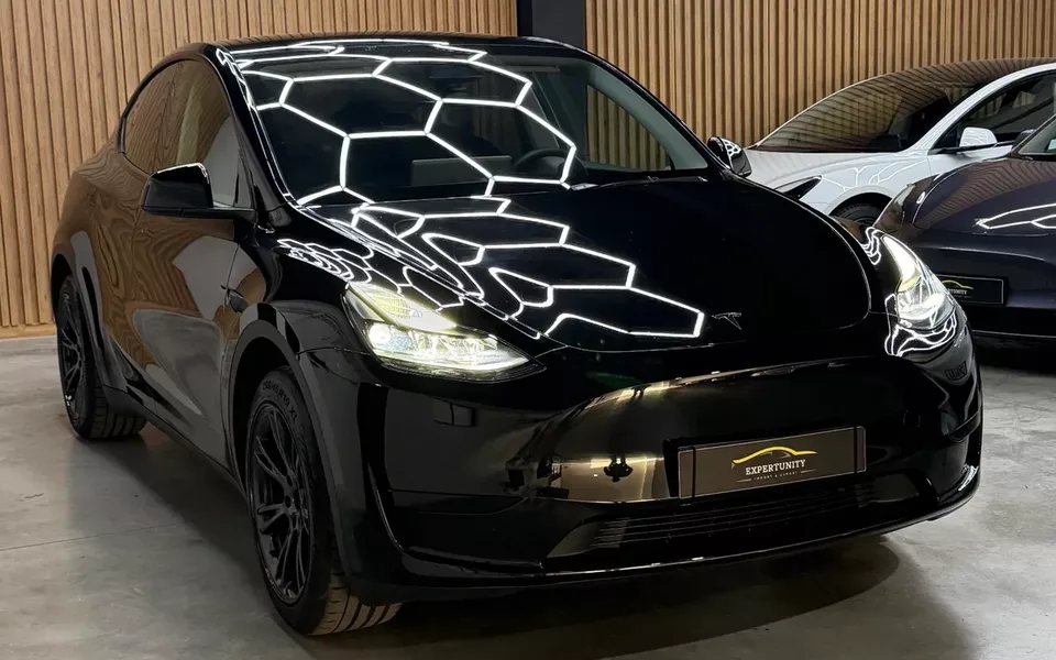 Tesla Model Y Standard