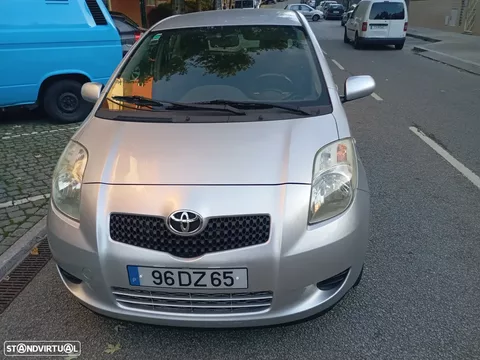 Toyota Yaris 1.0 VVT-i Motion