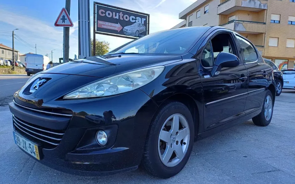 Peugeot 207 1.4 16V SE Millesim 200 Anos