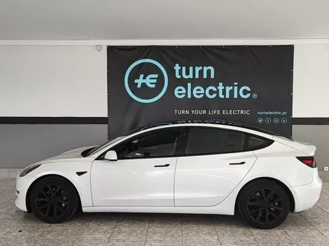 Tesla Model 3 Long-Range Dual Motor AWD