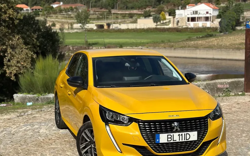 Peugeot 208 PureTech 100 Allure