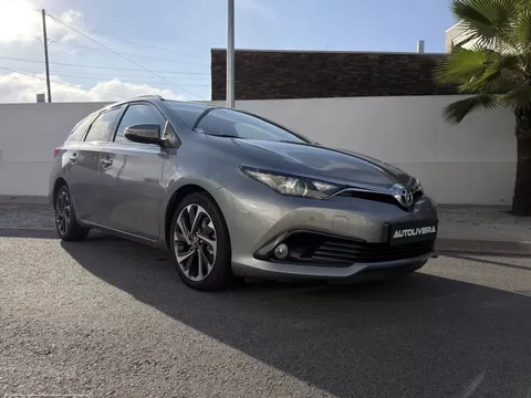 Toyota Auris Touring Sports 1.4 D-4D Exclusive+Navi