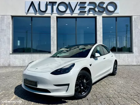 Tesla Model 3 Long-Range RWD