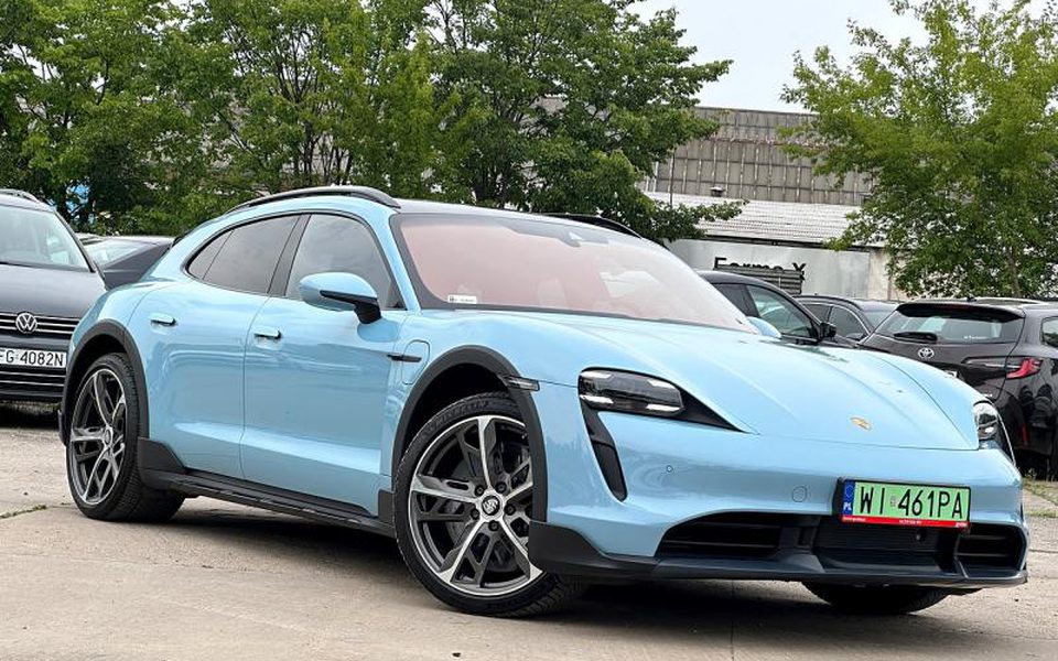 Porsche Taycan Turbo 2022