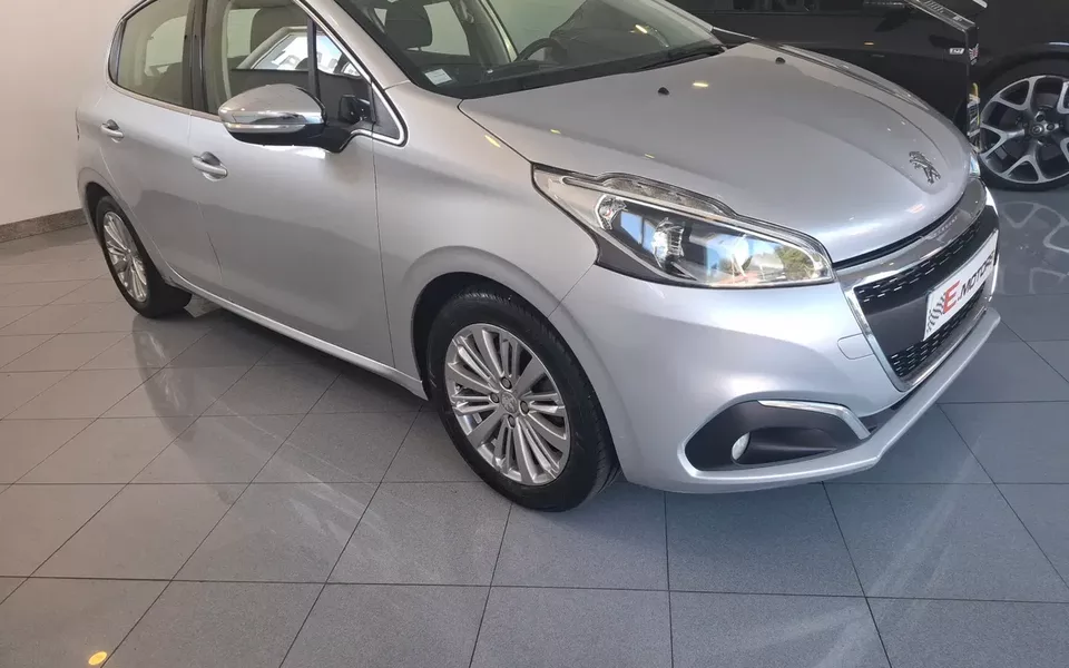 Peugeot 208 1.2 PureTech Allure