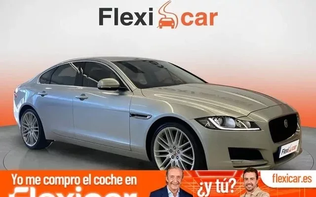 JAGUAR XF XF 2.0i4D Portfolio Aut. 180