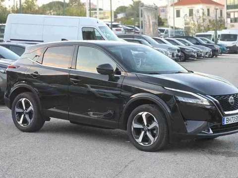 NISSAN - Qashqai - Qashqai 1.3 DIG-T N-Connecta LED