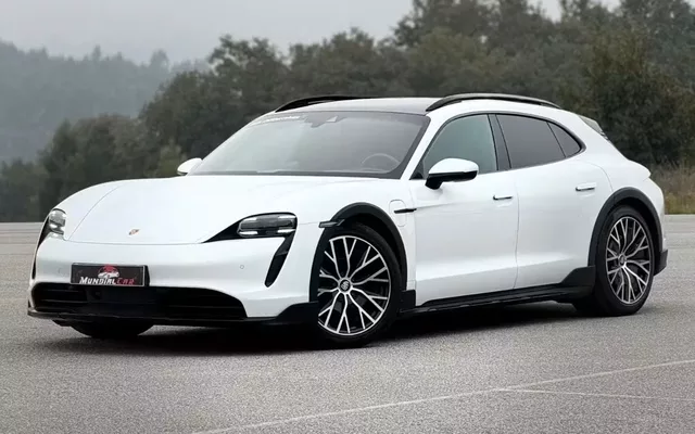 Porsche Taycan Cross Turismo