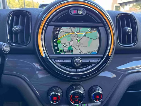 MINI - Mini Countryman - Mini Cooper D Auto