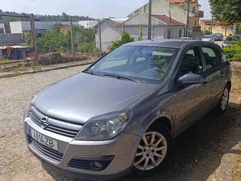 Opel Astra 1.4 Enjoy