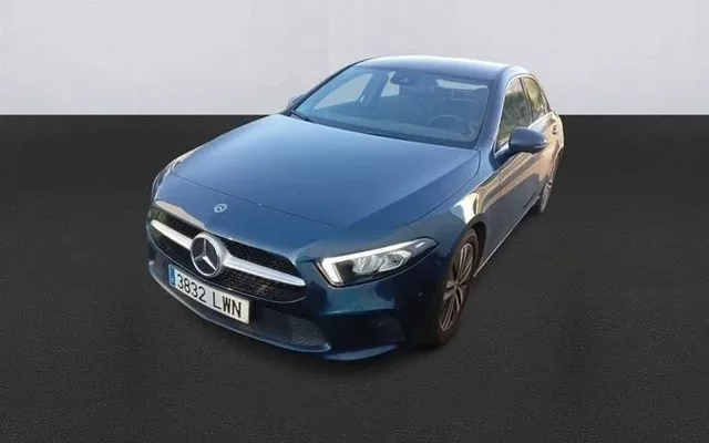 MERCEDES-BENZ Clase A Sedán A 180 d