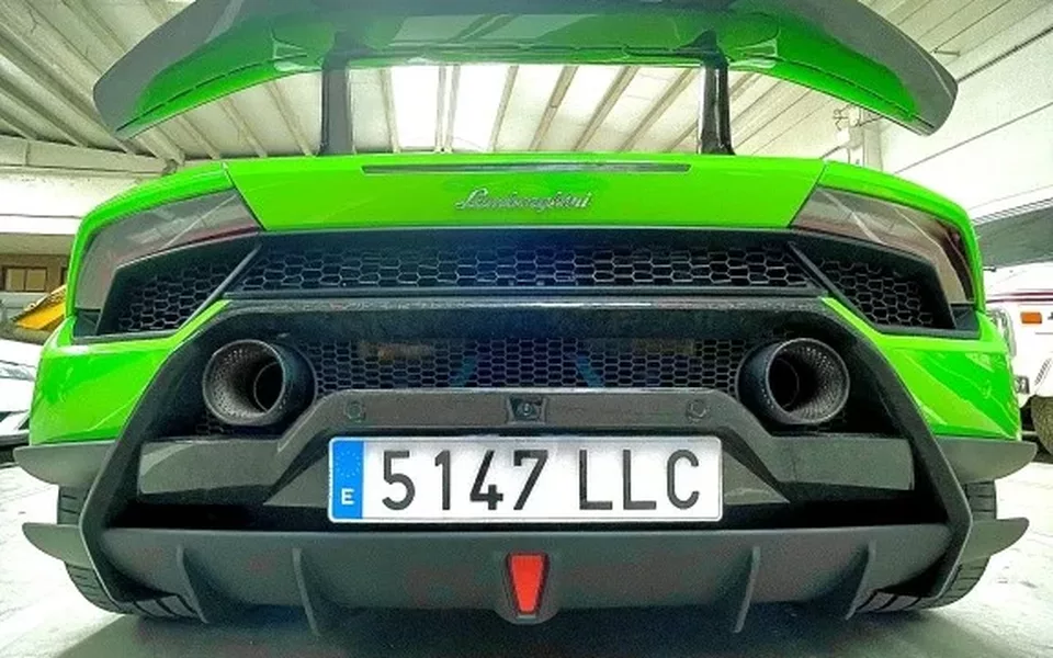 LAMBORGHINI Huracán Huracán LP 640-4 Performante