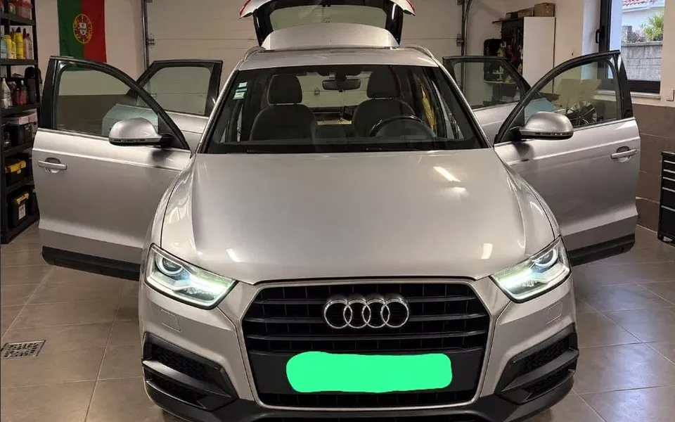 Audi Q3 2.0 TDI quattro Design S tronic