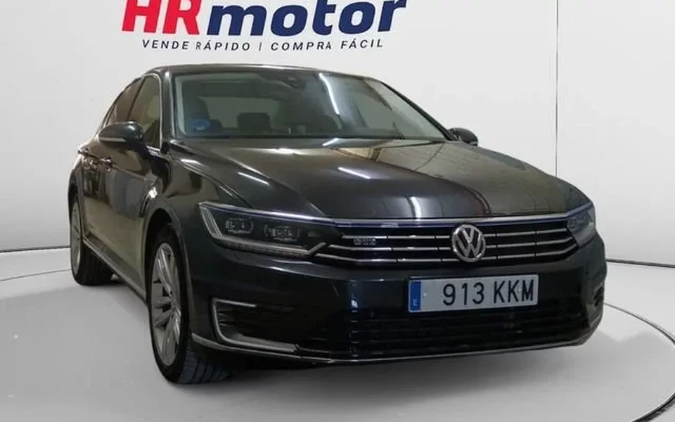 VOLKSWAGEN Passat Passat GTE 1.4 TSI