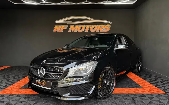 Mercedes-Benz CLA 220 CDI 7G-DCT AMG Line