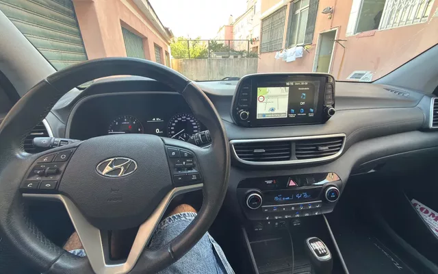 Hyundai Tucson 1.6 CRDi Premium +P.Pele+P.Style