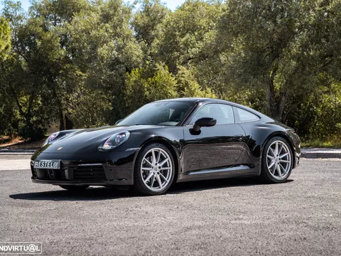 Porsche 911 (992) Carrera PDK