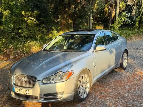 Jaguar XF 2.7 D V6 Premium Luxury