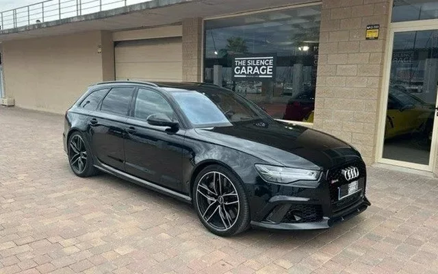 AUDI A6 RS 6 Avant 4.0 TFSI performance Q. Tip.
