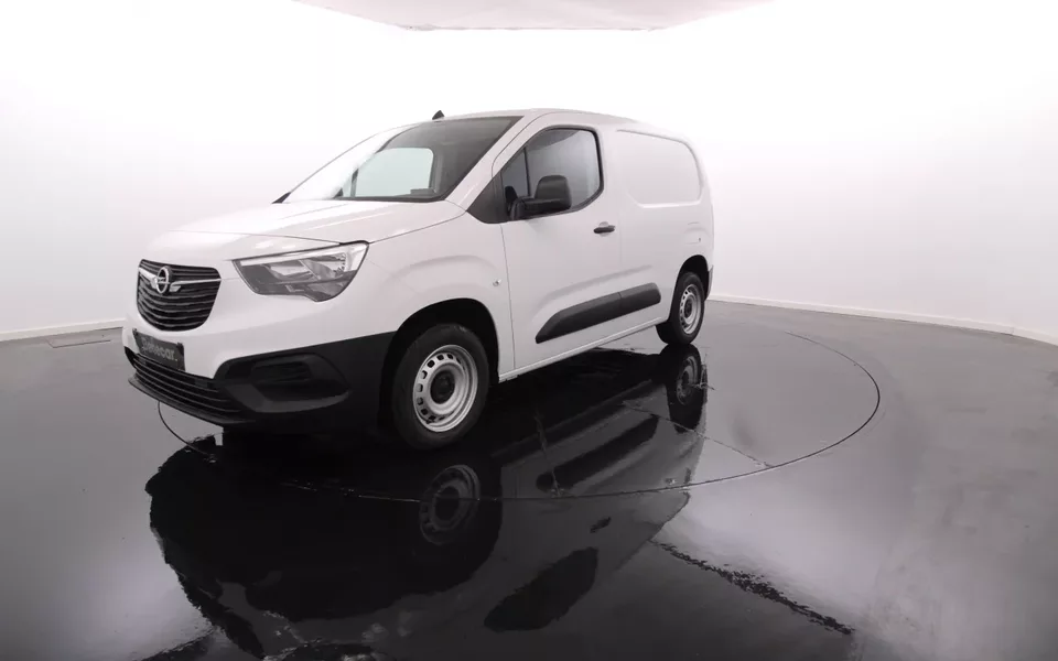 Opel Combo Cargo L1H1 E15DT MT6 100cv 3Lug.