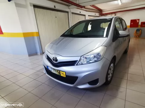Toyota Yaris 1.0 VVT-i ACtive+AC