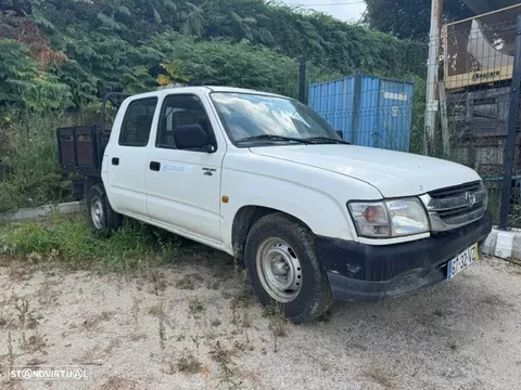 Toyota Hilux 2.5 D4-D CD