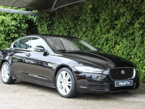 Jaguar XE 2.0 D Prestige Aut.