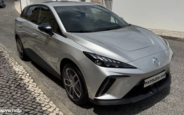 MG MG4 64 kWh Luxury