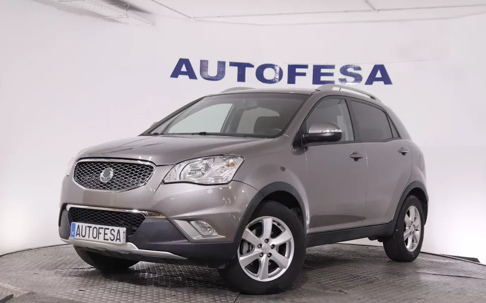 Ssangyong Korando D20T PREMIUM PLUS AUTO 4X2 175CV 5P # NAVY,