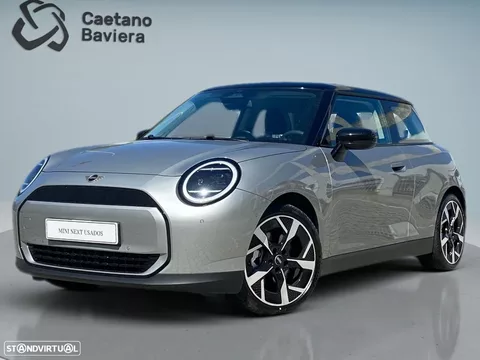 MINI 3 Portas Cooper E Classic S
