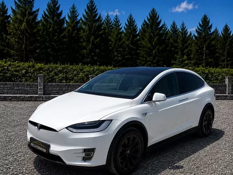 Tesla Model X 100D
