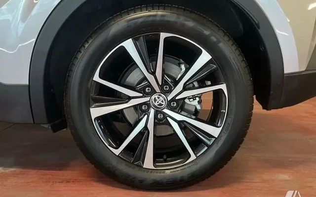 TOYOTA C-HR C-HR 140H Advance