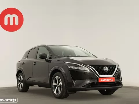 Nissan Qashqai 1.3 DIG-T N-Connecta LED Xtronic