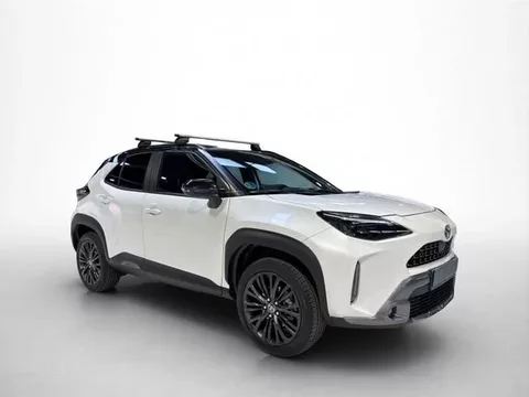 TOYOTA Yaris Cross 1.5 VVT-I HYBRID ADVENTURE 5P