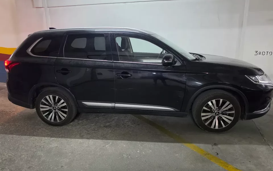 Mitsubishi Outlander 2.0 Kaiteki CVT