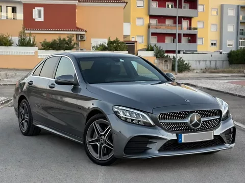 Mercedes-Benz C 300 de AMG Line