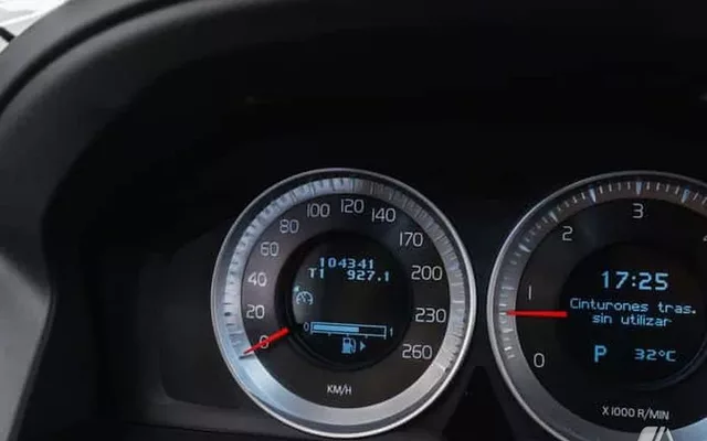 VOLVO XC60 XC60 D3 Momentum AWD Aut.