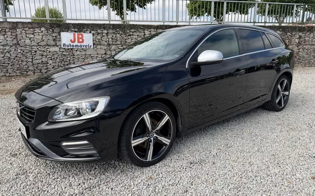 Volvo V60 2.0 D3 R-Design
